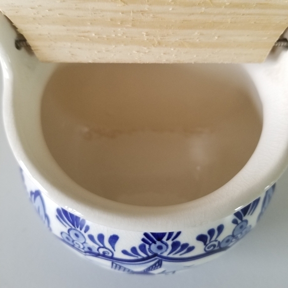 Delft Dutch | Vintage Wall Mount Zout "Salt" Cellar Box - Picture 3 of 7